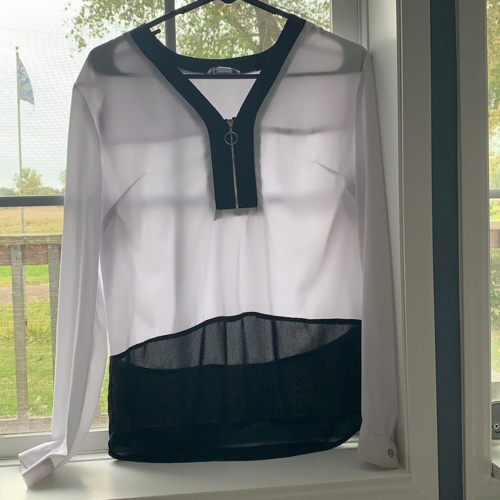 Women’s Top